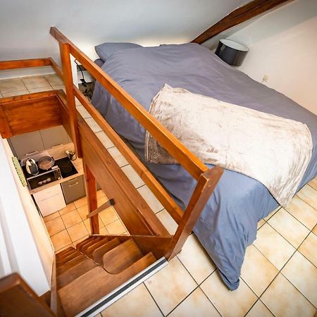 DUPLEX dans CENTRE VILLE (GARE;PARKING;WIFI) Troyes Exterior foto