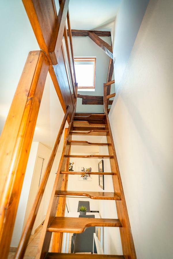 DUPLEX dans CENTRE VILLE (GARE;PARKING;WIFI) Troyes Exterior foto