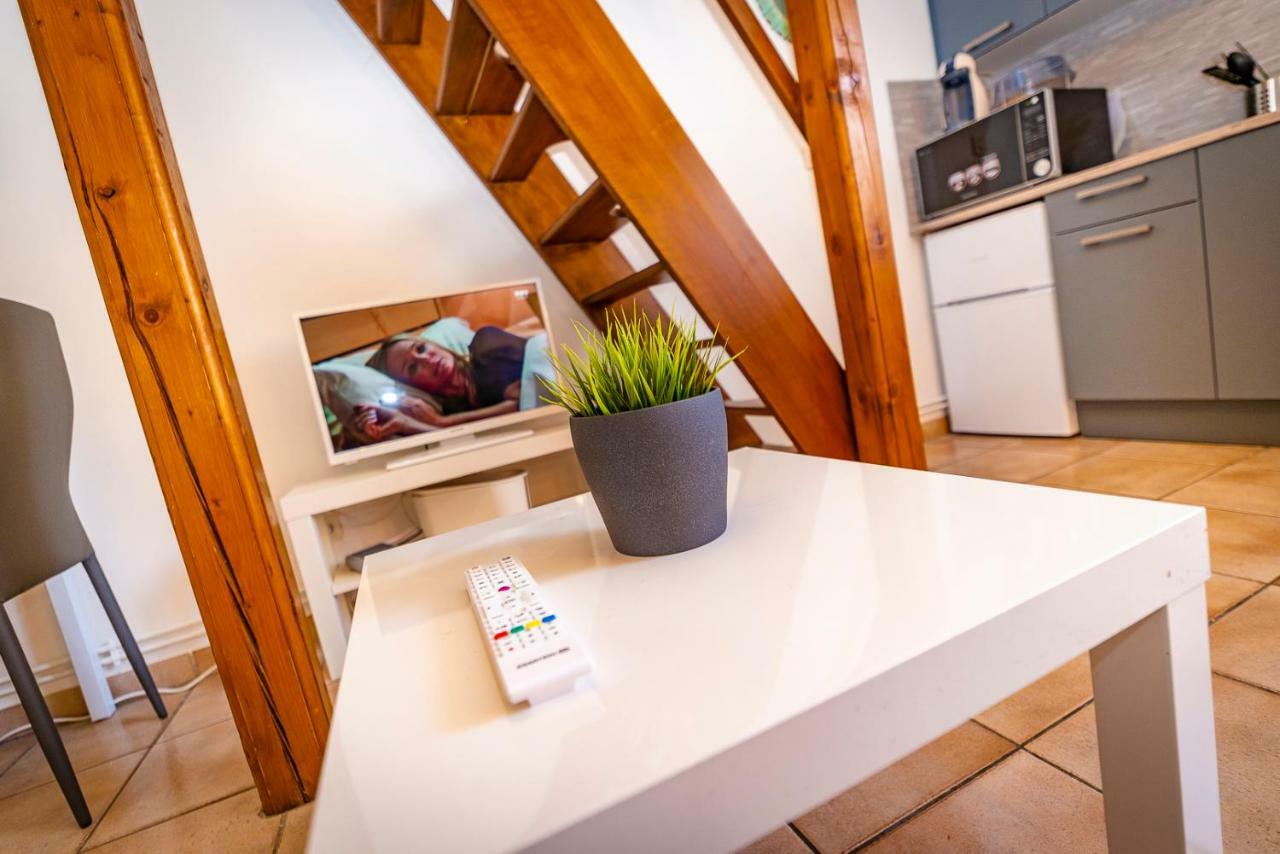 DUPLEX dans CENTRE VILLE (GARE;PARKING;WIFI) Troyes Exterior foto